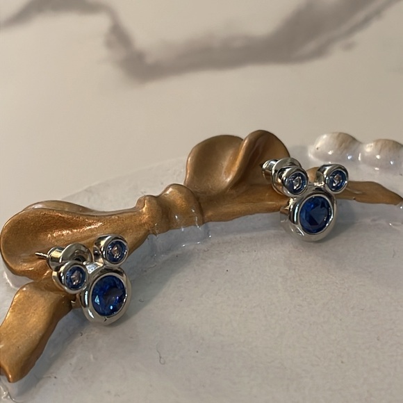 Mickey Mouse Blue Crystal Silver Stud Earrings - Picture 8 of 12